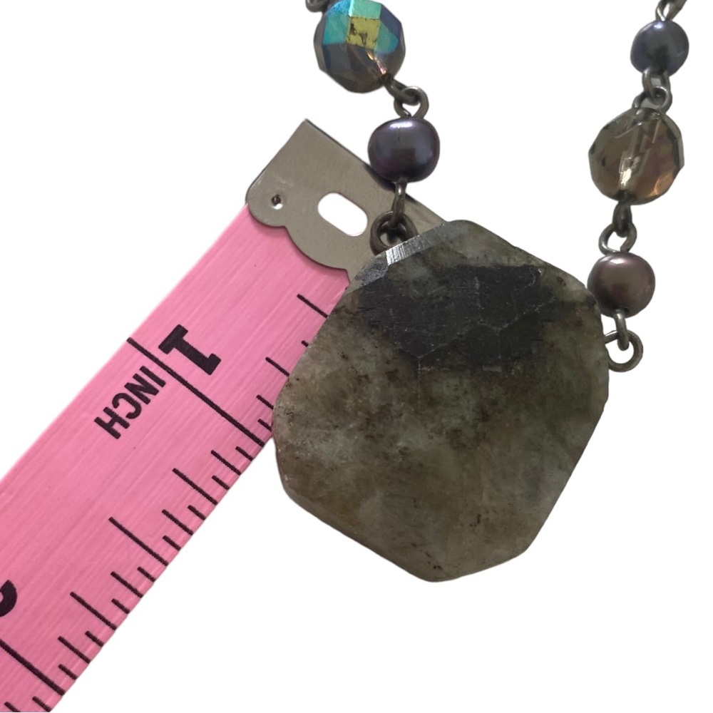 Is Sophia rare labradorite pearls and glass necklace pendant genuine gemstones - Picture 4 of 9